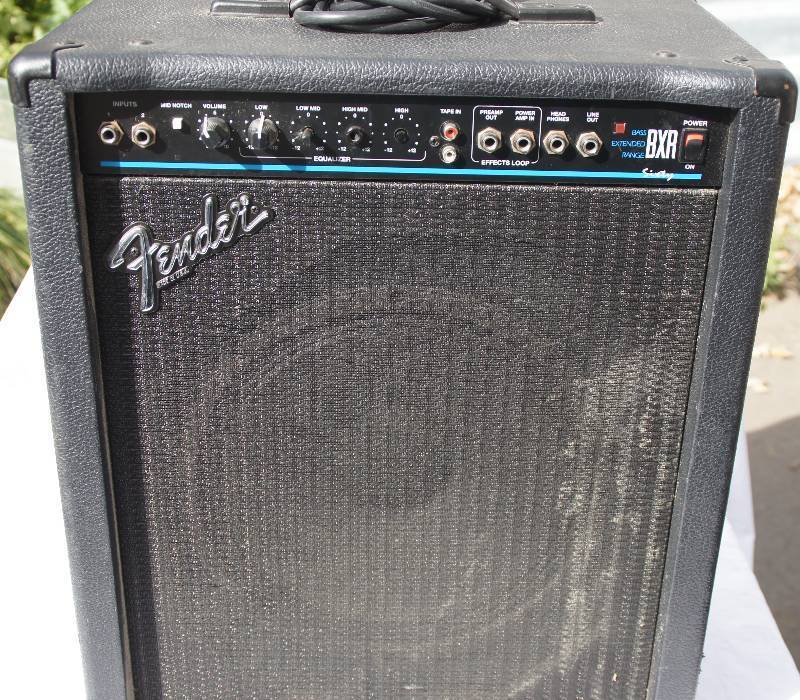 lot 777-COPY image: Fender BXR Bass Amp 60 Watt