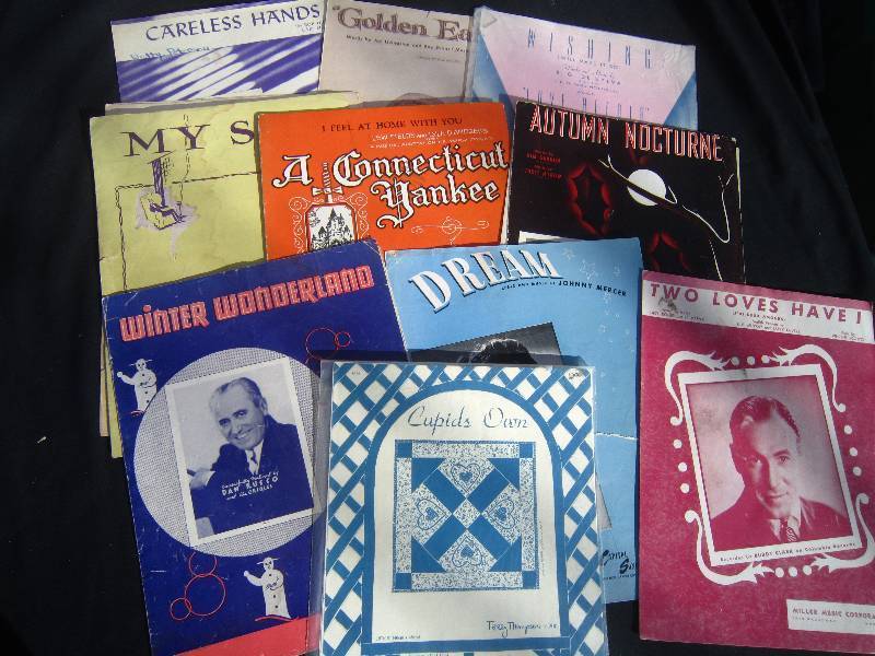 lot 714-COPY image: Lot of Sheet Music