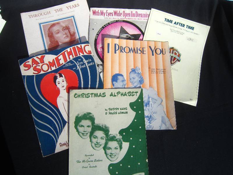 lot 733-COPY image: Lot of Sheet Music