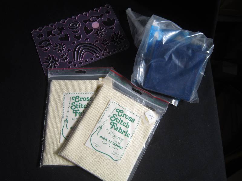 LOT - Letter Stencils, 2 Cross Stitch Fabric & Stencil
