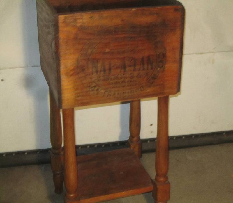 lot 866 image: Antique Crate Stand 17W x 15 D x 36H 6 inside - Great for plants