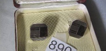 lot 890 image: Silver Cufflinks Hickok Deluxe Set