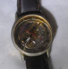 lot 897 image: Fiddle Watch