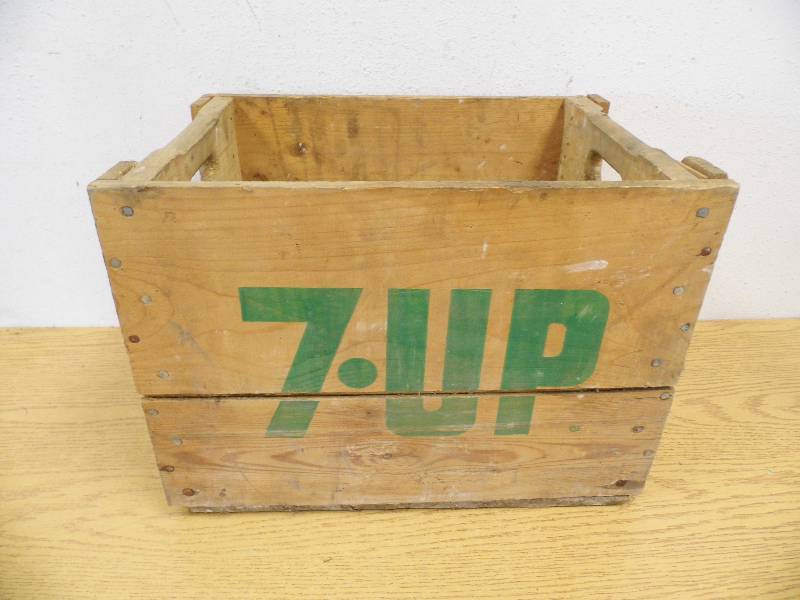 7Up Crate - Blackwoods Beverage