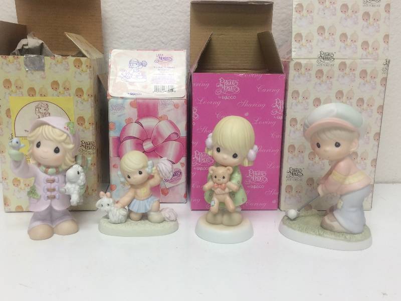 lot 15 image: Precious Moments Collection