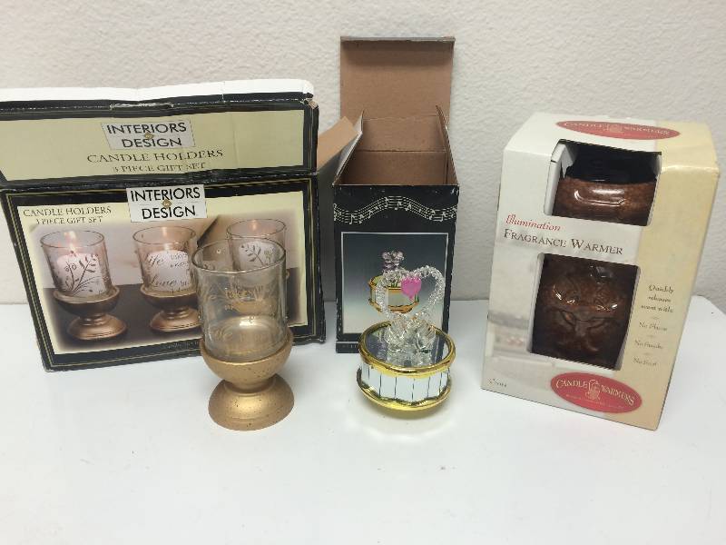 lot 17 image: Music Box, Fragrance Warmer, Candle Holders