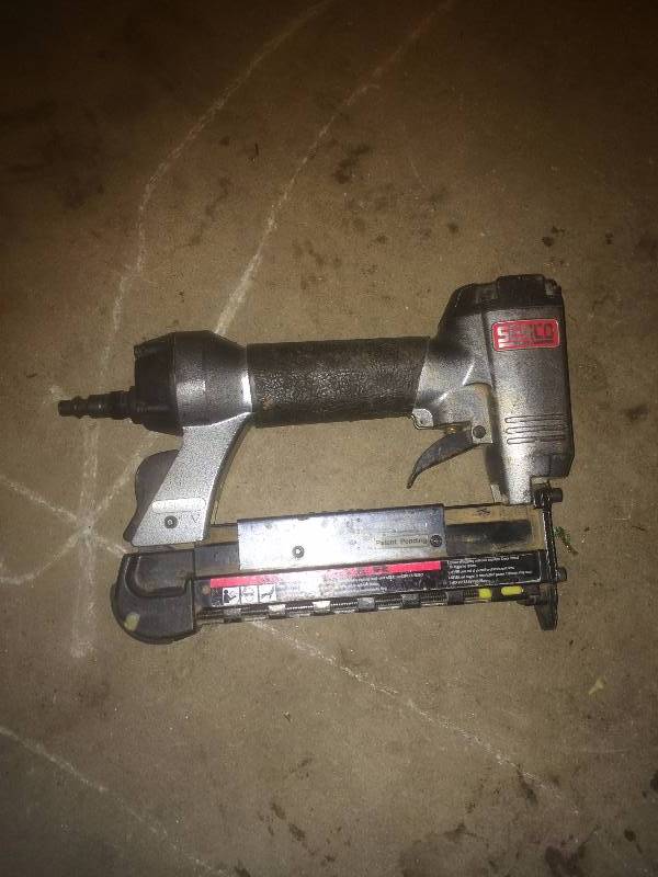 Senco Pneumatic Finish Nailer