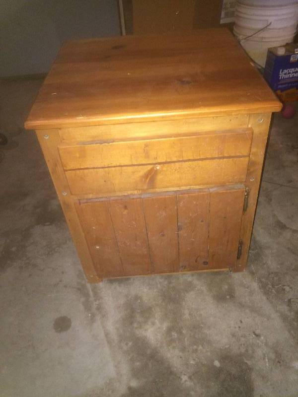 Magazine, End Table, Lamp Bench