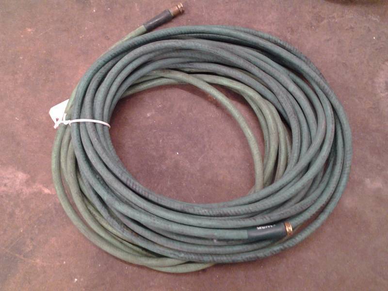 100 Feet Of Rubber Garden Hose