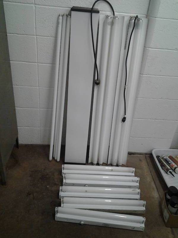 Assorted Fluorescent Light Fixtures & Bulbs