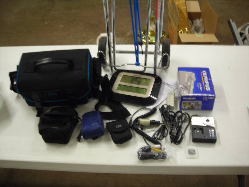 Olympus FE 280 Camera, Case & Other Cases, Atomic Clock, Luggage Cart