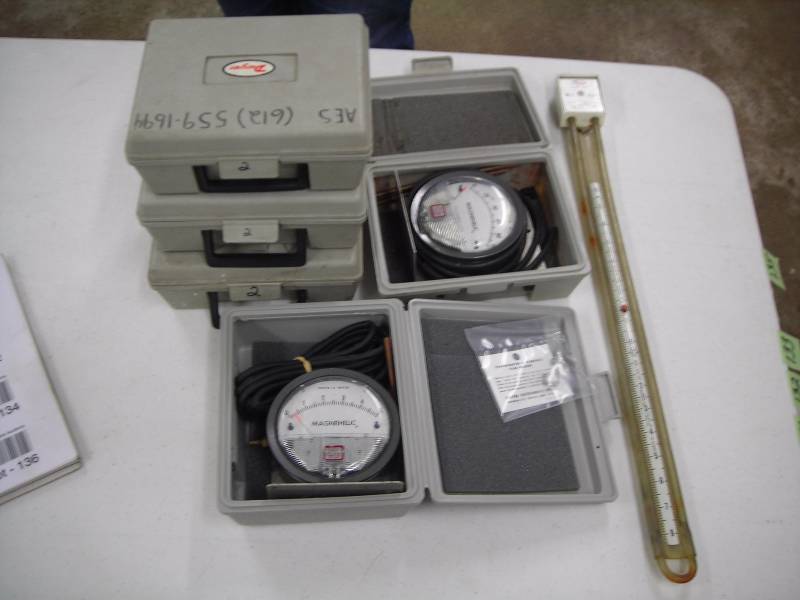 6-Magnahelic Gauges