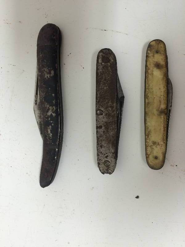 lot 22 image: JackPocket Knife Assortment Two