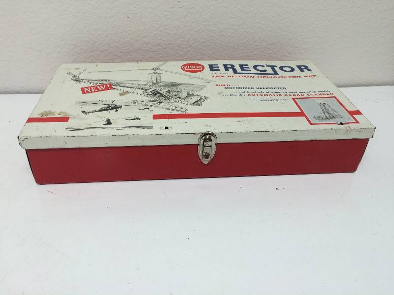 lot 31 image: Vintage Erector Set