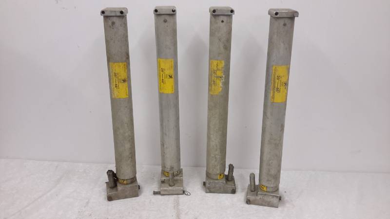 lot 92 image: Rams