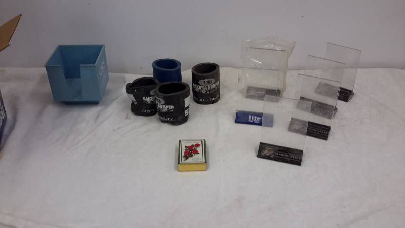 lot 125 image: Bar Materials