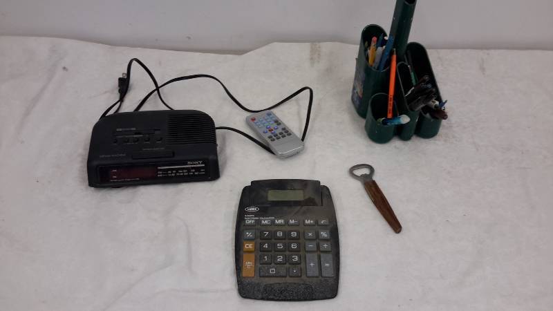 lot 127 image: Office Supplies