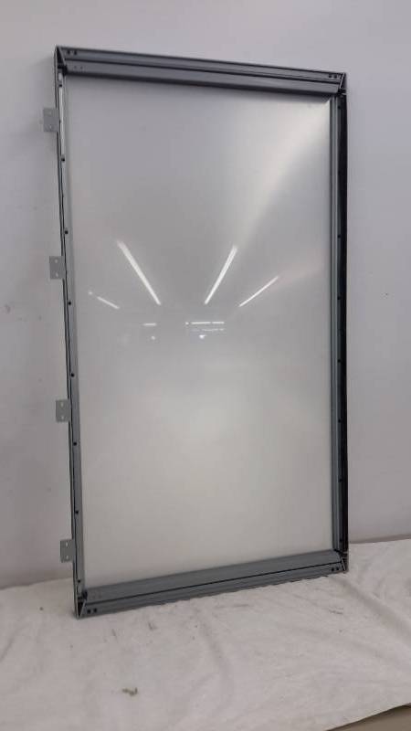 lot 137 image: Fresnel Lense