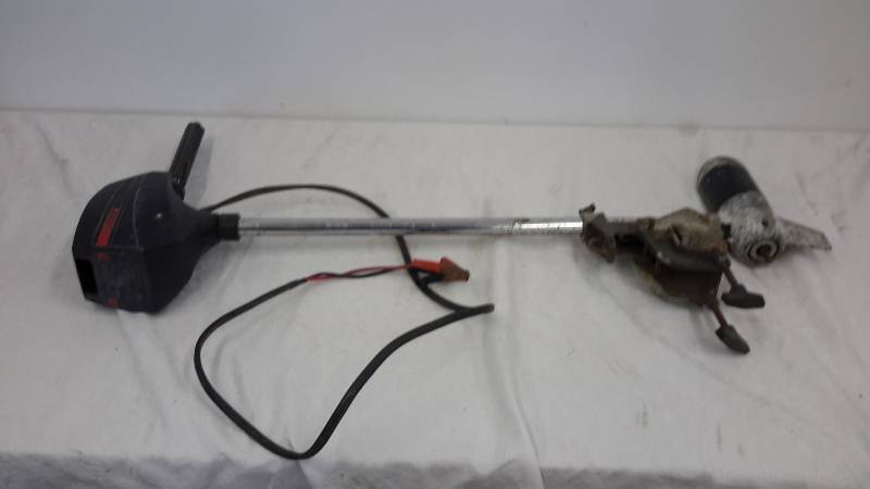 lot 8 image: Trolling motor