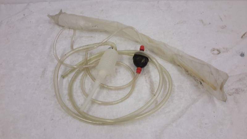 lot 54 image: Hand Transfer pumps