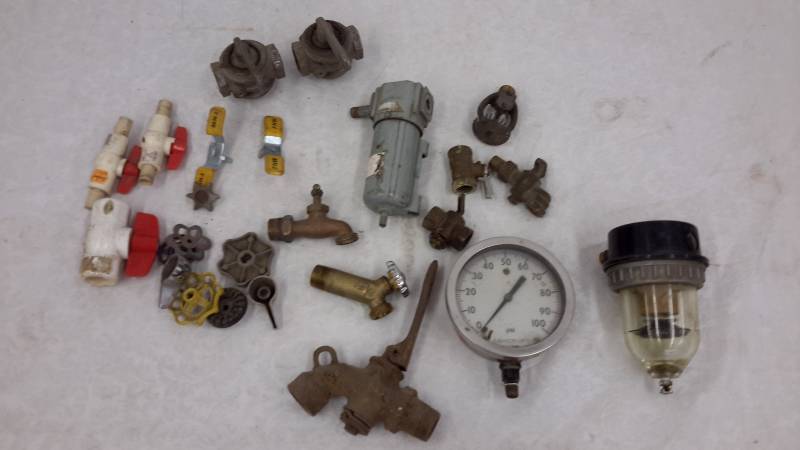 lot 73 image: Guage and dryer assortment