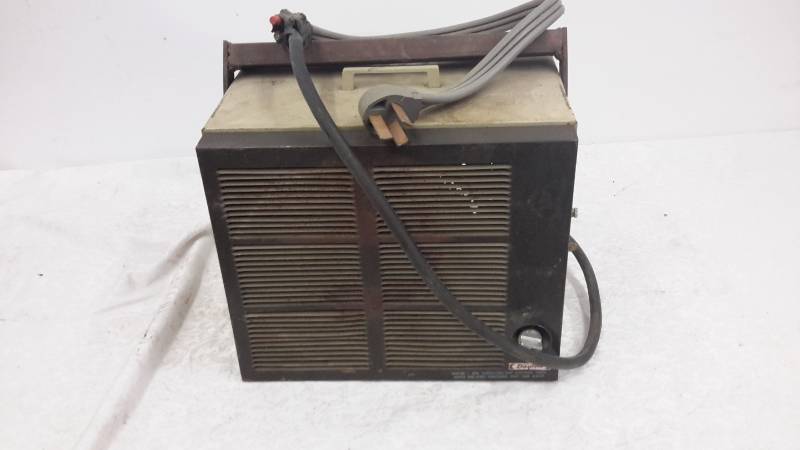 lot 91 image: Air conditioner