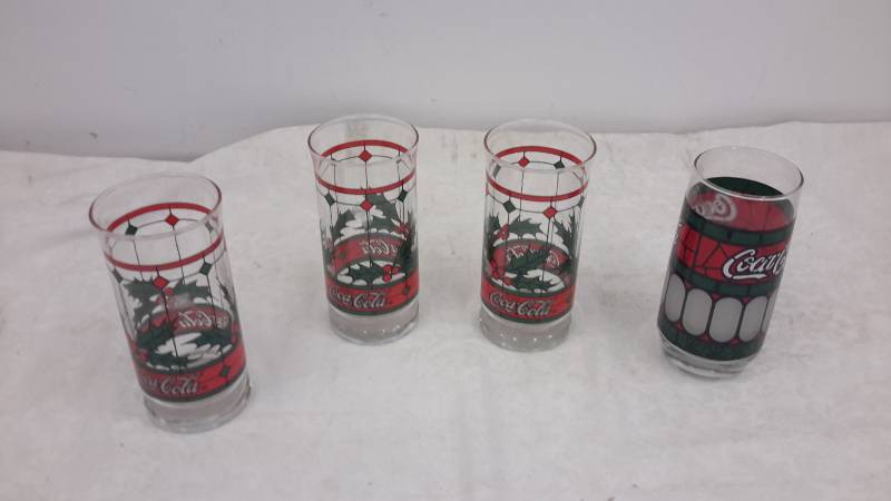 lot 118 image: Coca Cola Christmas