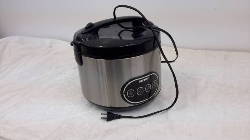 lot 131 image: Rice cooker