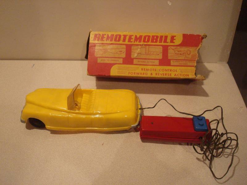 lot 11 image: Vintage Mormac Toy Car, Untested