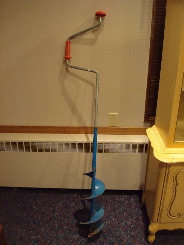 lot 48 image: Mora Ice Auger, Used