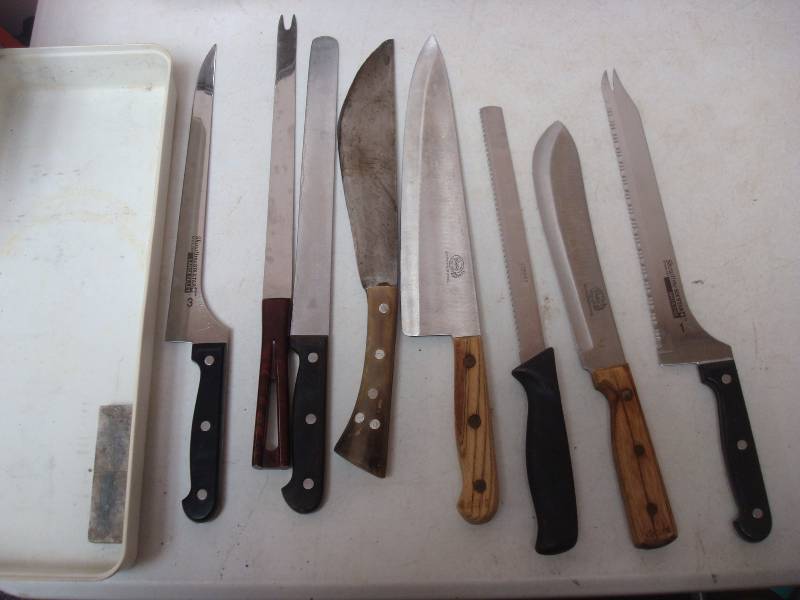lot 54 image: Lot Of Kitchen Cutting Knives