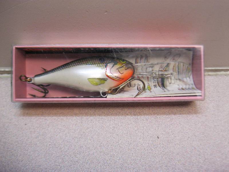 lot 72 image: Rapala Risto Rap Fishing Lure
