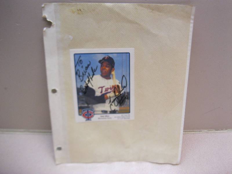 lot 103 image: Large Signed Tony Oliva Card, Personalized To Brian