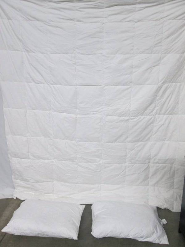 McLeland Design Jacquard Down Comforter & Pillows- FullQueen