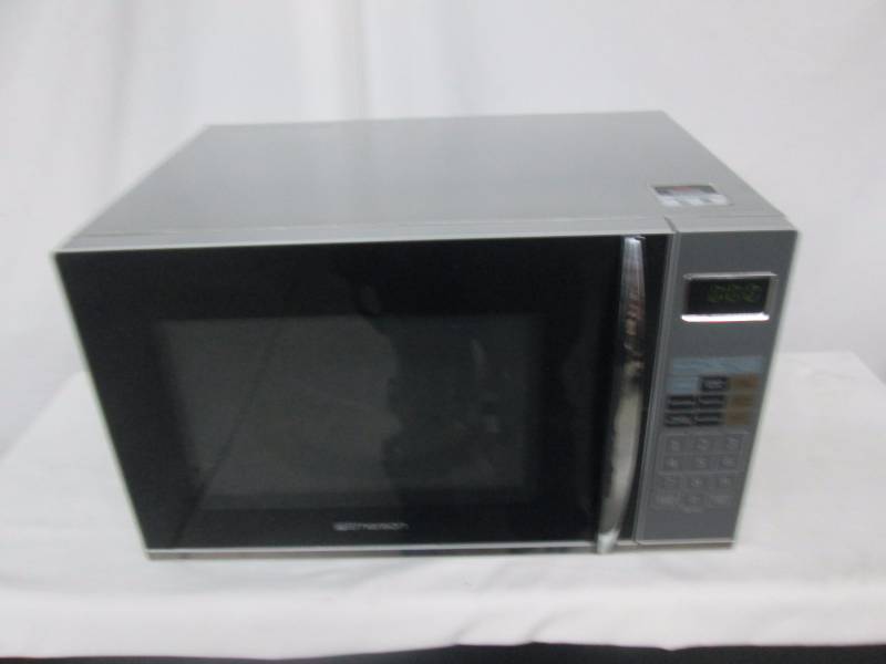 Emerson 1100 Watt Microwave Oven