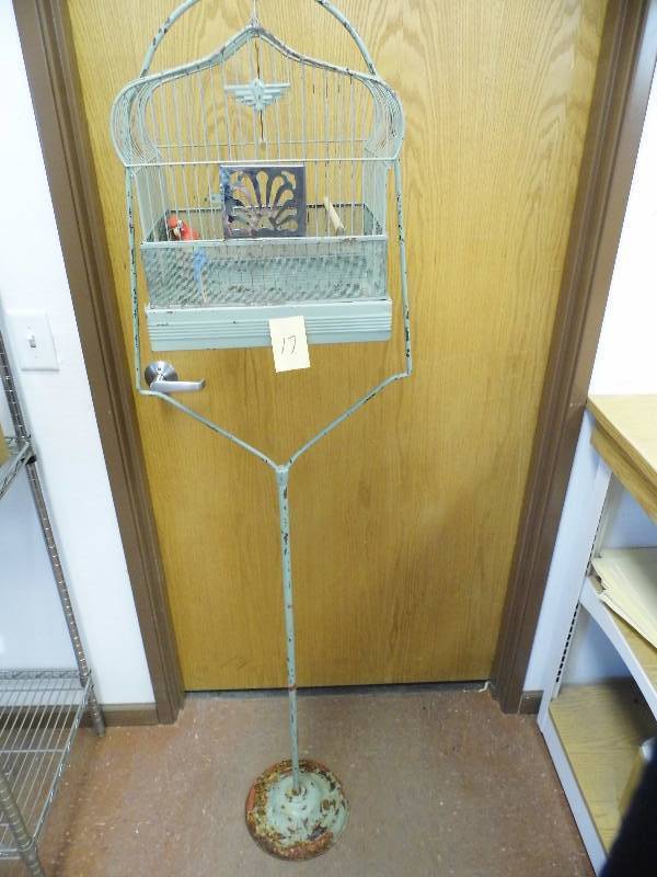Bird Cage w Stand