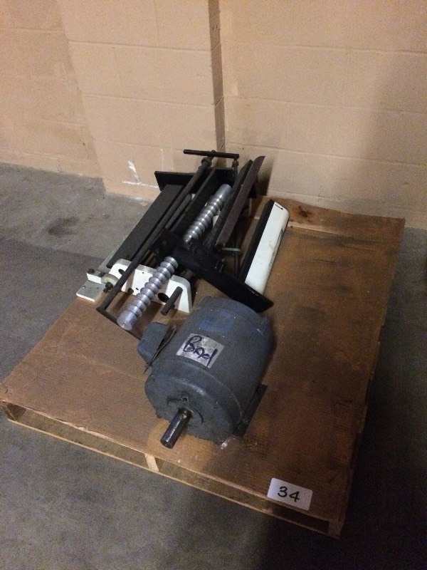 lot 34 image: Pallet lot of misc.