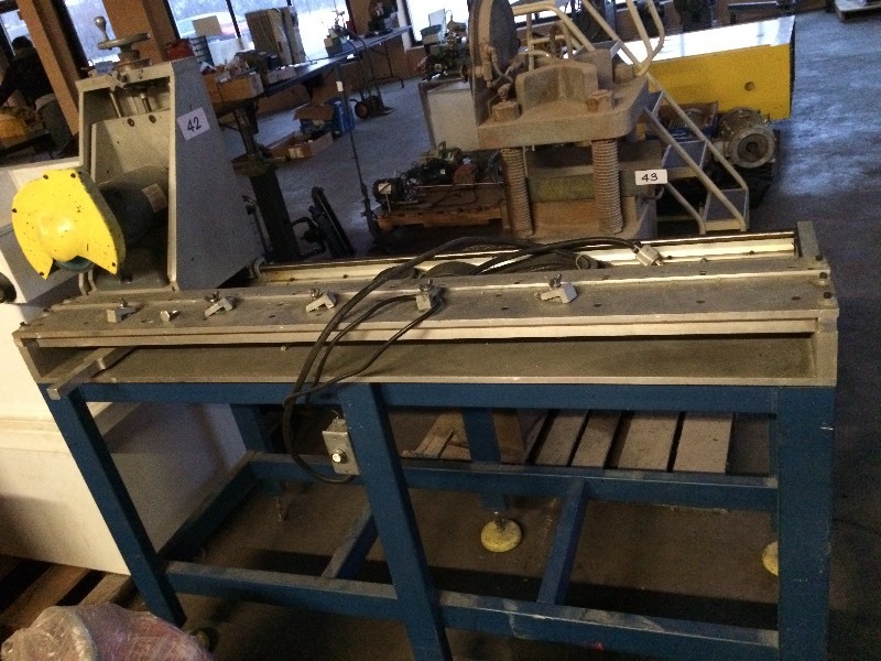 lot 42 image: Specialized saw