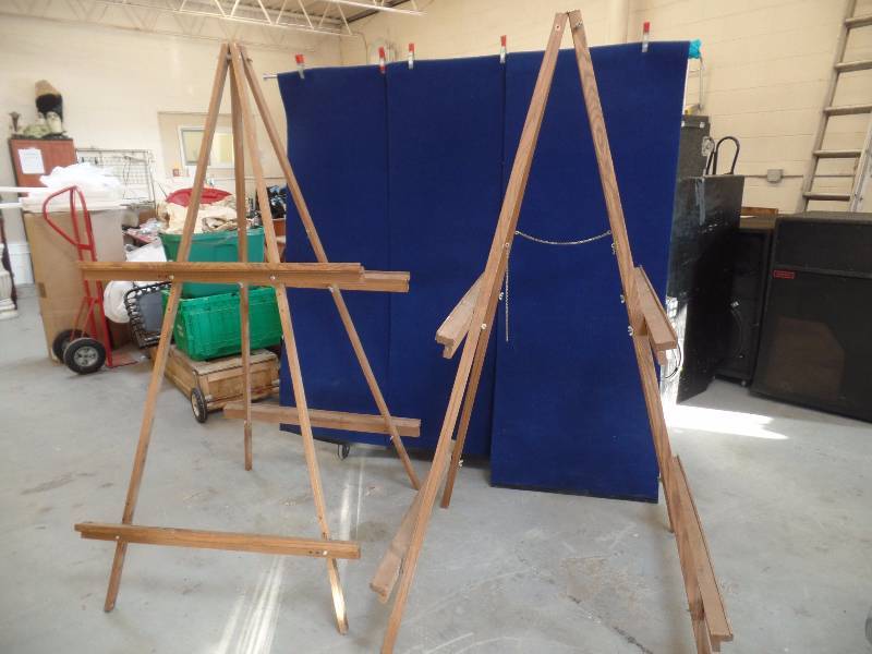 Display Easels Lot of 5