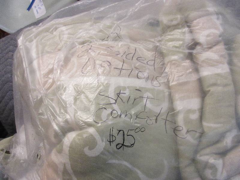 lot 15 image: 3 Bags of Comforters and Bedding