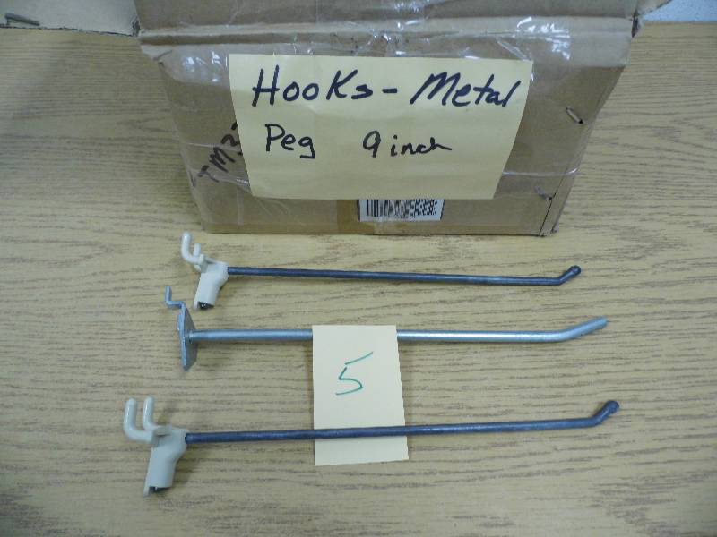9 Metal Peg Hooks
