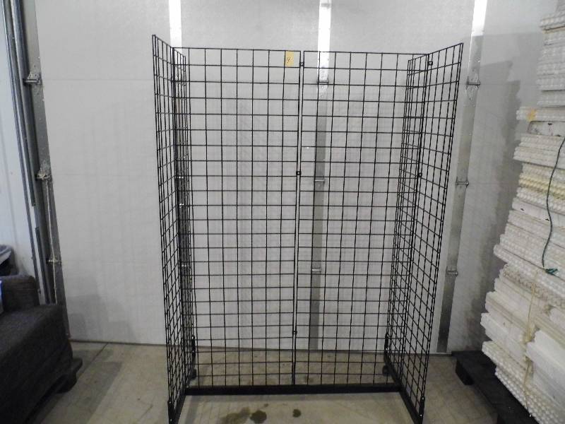 Gridwall Display