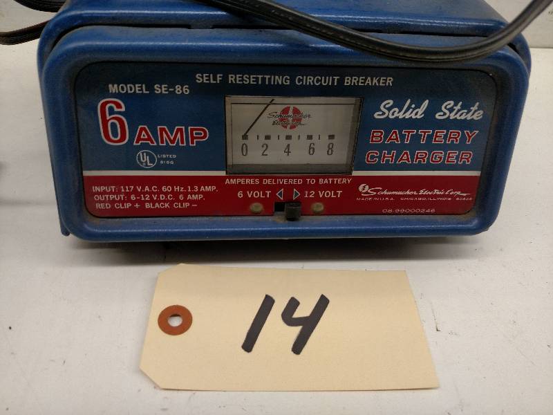 Schumacher 6 Amp 6 volt12 volt Bat...