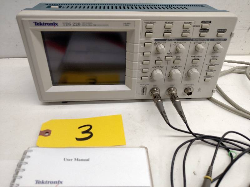 lot 3 image: Tektronix TDS 220 Two Channel Digit...