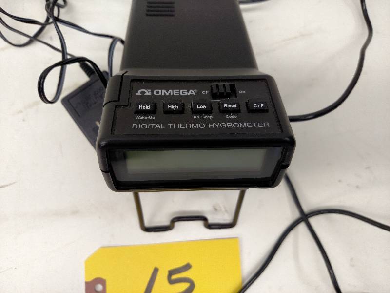 lot 15 image: Omega RH11 Digital Thermo-Hygromete...