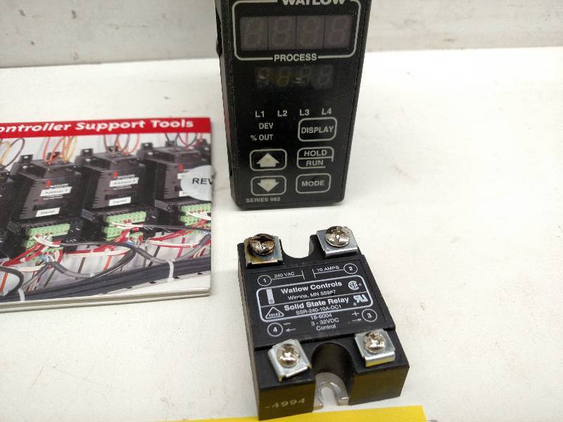 lot 167 image: Watlow 982C-10CC-CARG Controller wi...