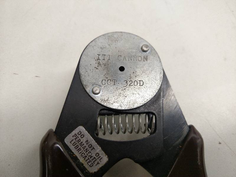 lot 58 image: Cannon CCT-320D Crimper...