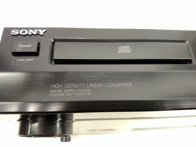 lot 22 image: Sony Model DCP-261 Compact Disc Pla...
