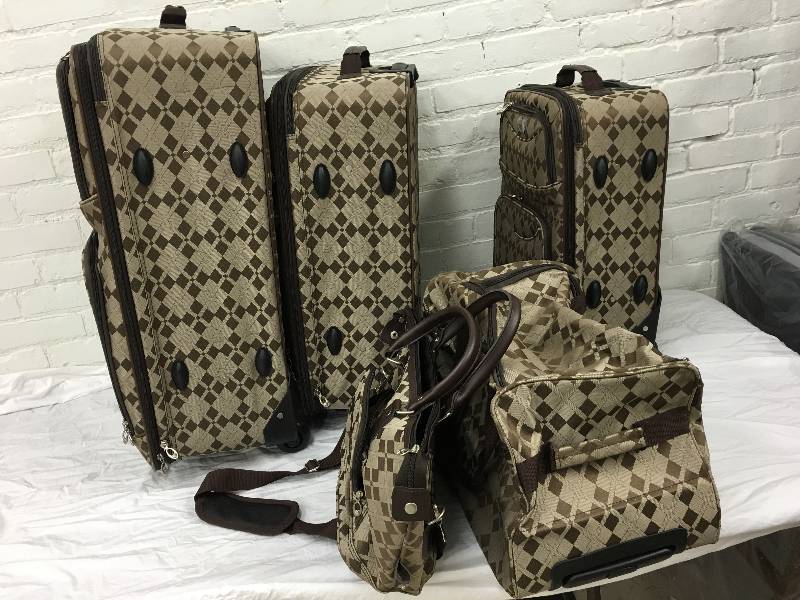 American Flyer Argyle Jacquard 5-pc. Luggage Set - Brown retail $150