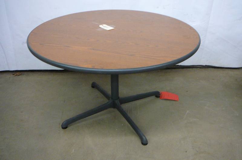 Round Table 4 Foot A Cross